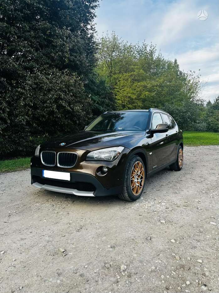 BMW X1, 2.0 l., Хэтчбек