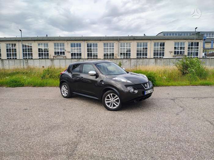Nissan Juke, 1.6 l., Хэтчбек