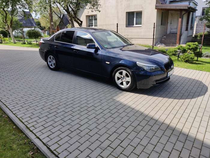 BMW 525, 3.0 l., Седан