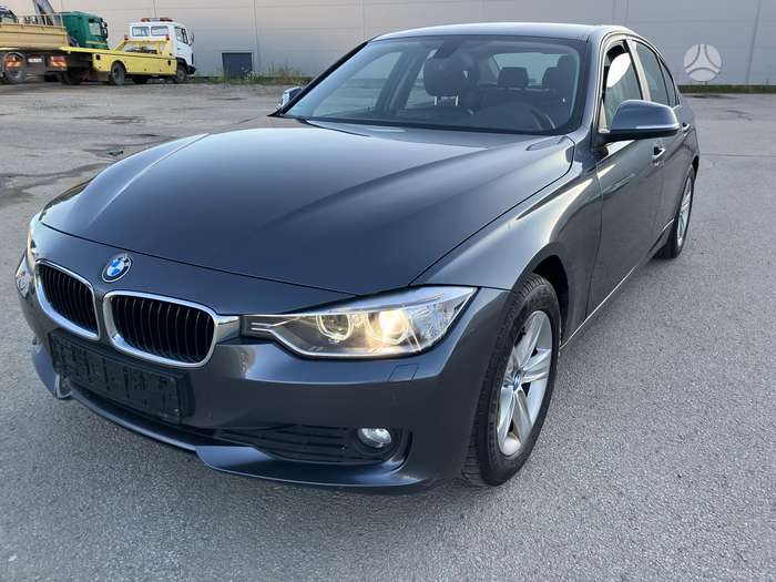 BMW 320, 2.0 l., Седан