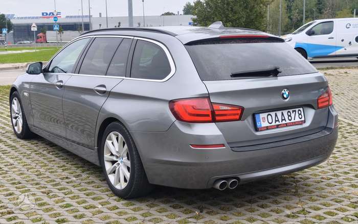 BMW 520, 2.0 l., wagon