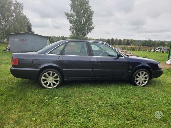 Audi A6, 2.5 l., Седан