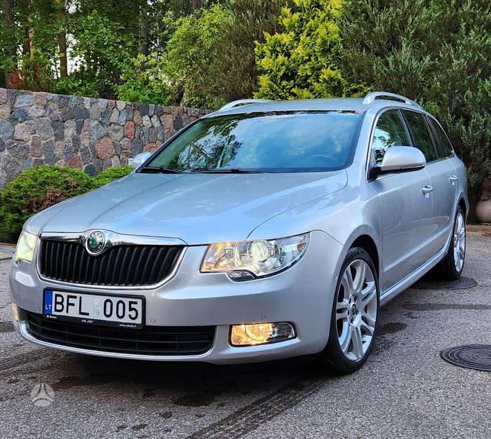 Skoda Superb, 2.0 l., wagon