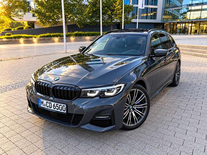 BMW 330, 3.0 l., Универсал