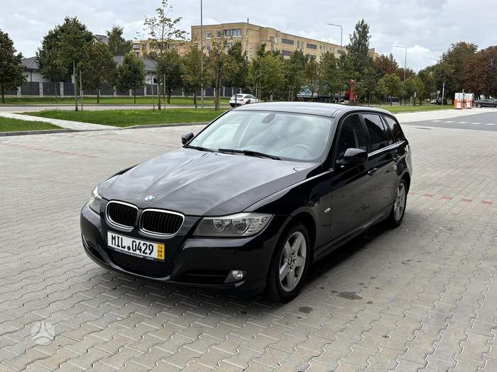BMW 318, 2.0 l., wagon