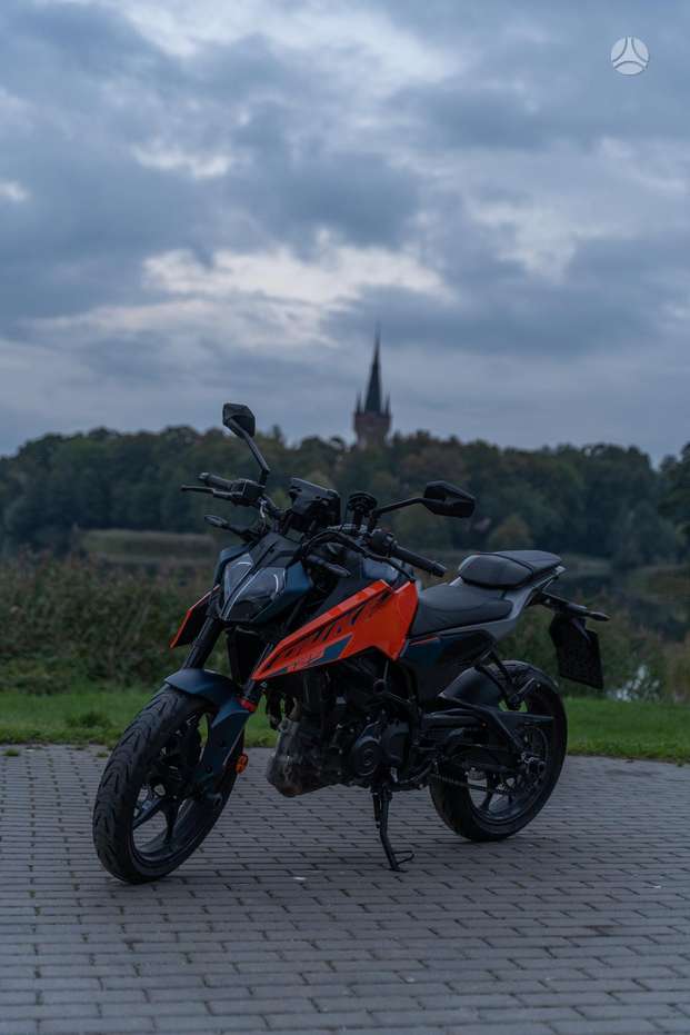 KTM Duke 125cc, street / classic