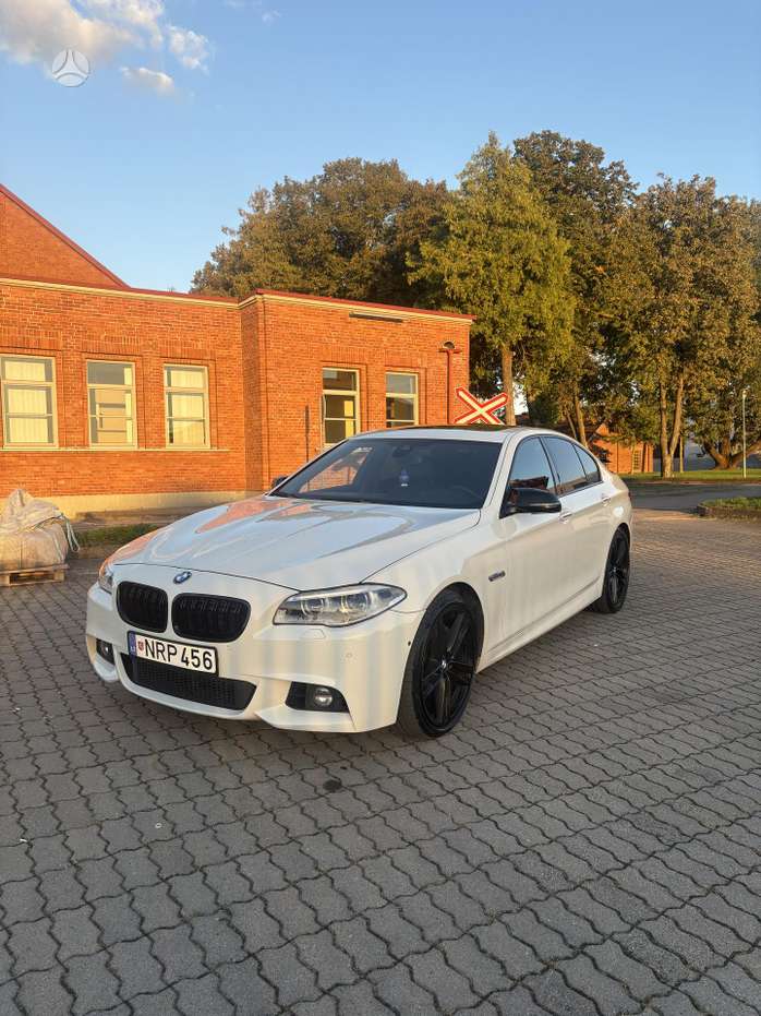 BMW 550, 4.4 l., Седан