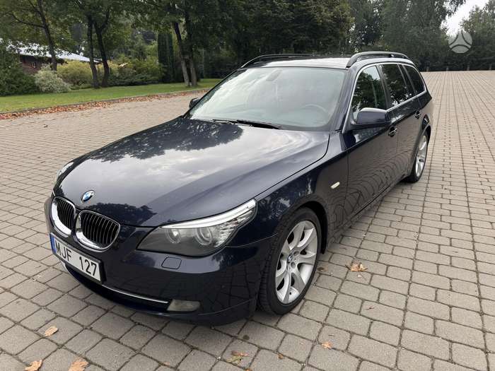 BMW 520, 2.0 l., wagon
