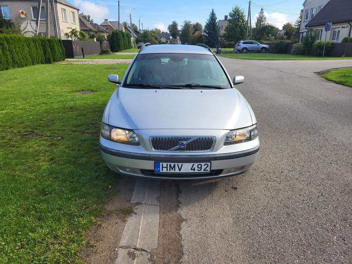 Volvo V70, 2.4 l., wagon