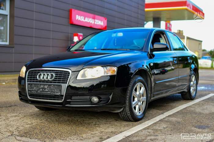 Audi A4, 2.0 l., Седан