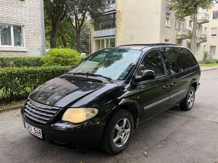 Chrysler Voyager, Минивэн
