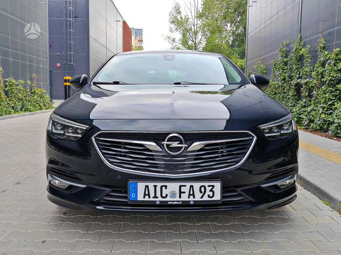 Opel Insignia, 2.0 l., hatchback