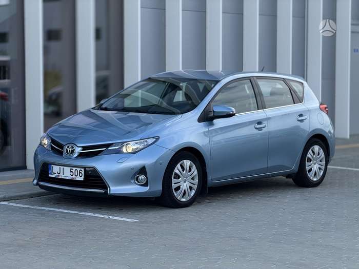 Toyota Auris, 1.4 l., hatchback