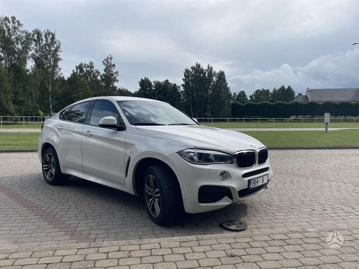 BMW X6, off-road / crossover