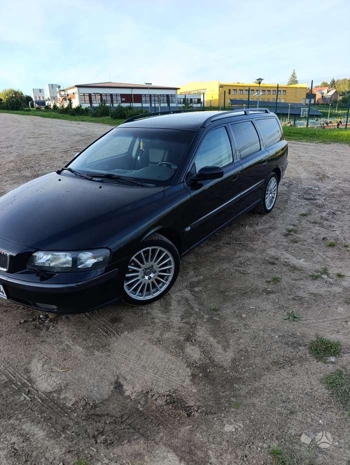 Volvo V70, 2.4 l., wagon