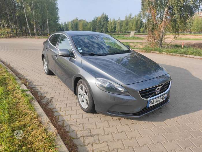 Volvo V40, 2.0 l., Хэтчбек