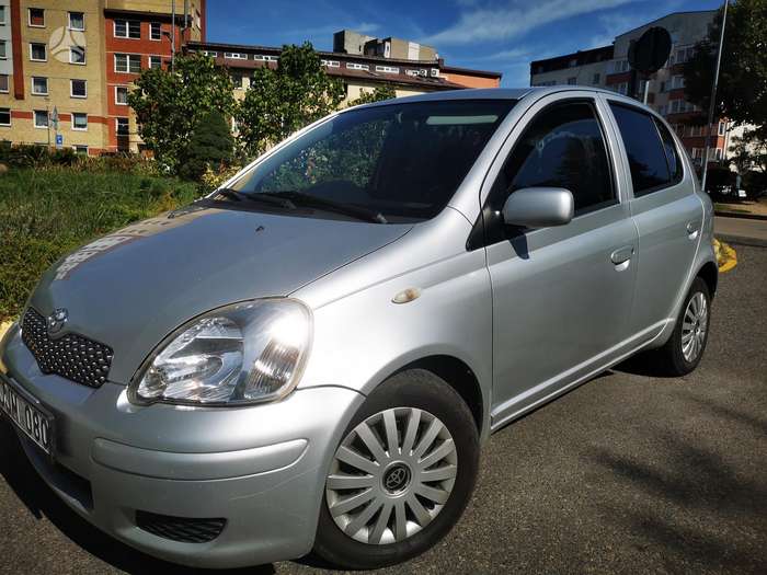 Toyota Yaris, 1.3 l., hatchback