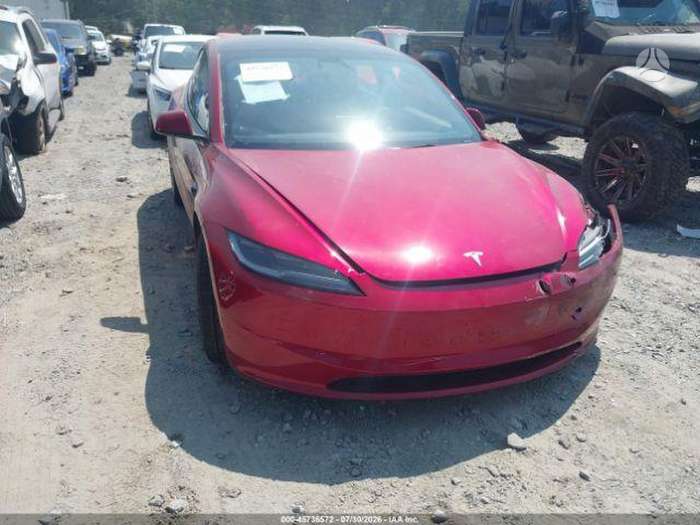 Tesla Model 3, saloon / sedan