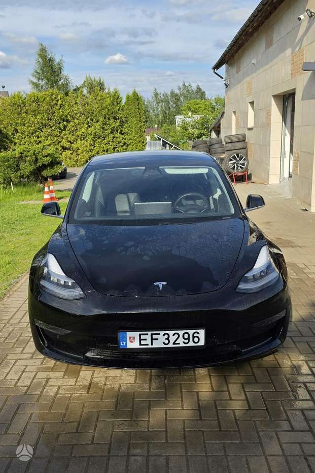 Tesla Model 3, 80 кВт·ч, Седан