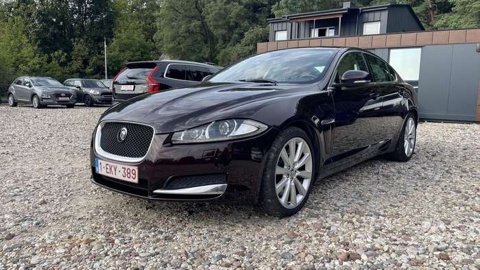 Jaguar XF, 3.0 l., Седан