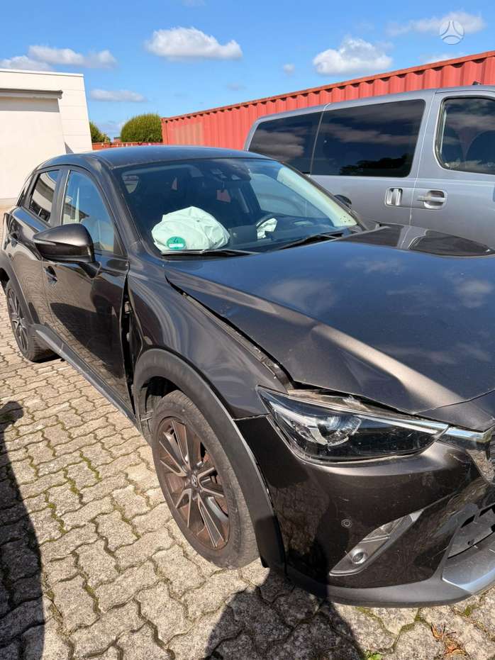 Mazda CX-3, 2.0 l., off-road / crossover