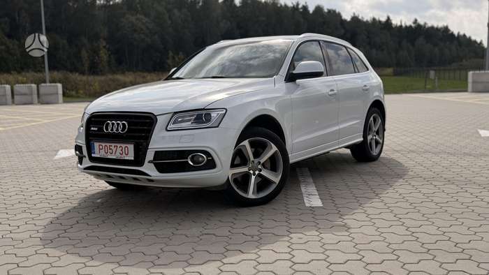 Audi Q5, 3.0 l., off-road / crossover