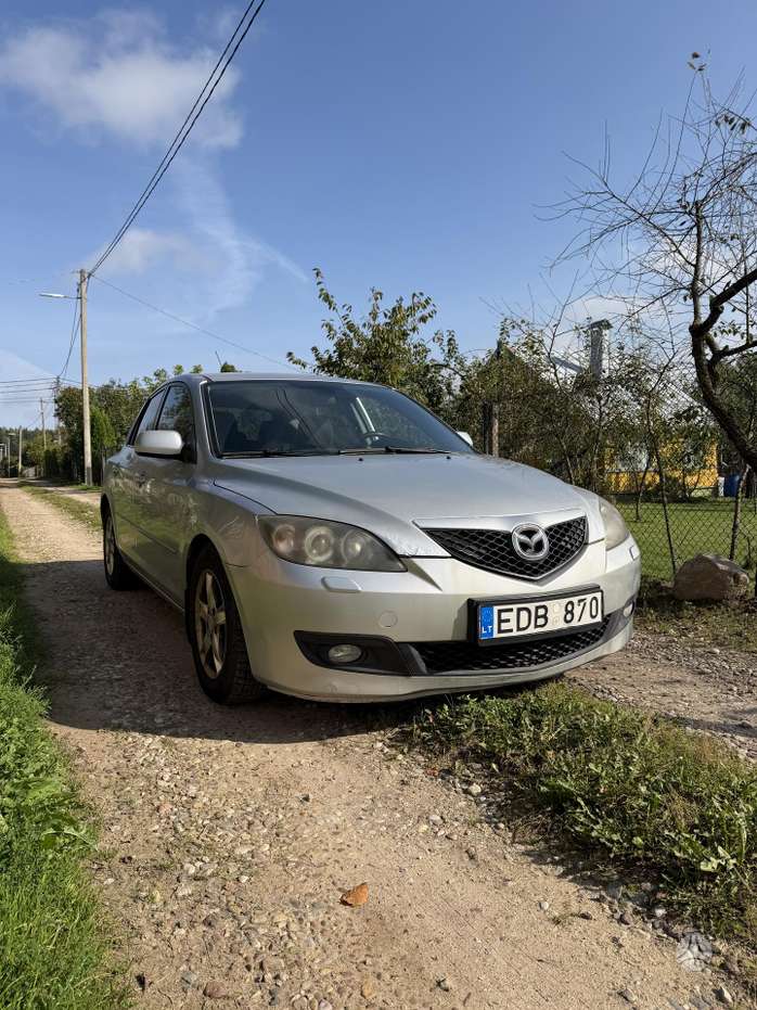 Mazda 3, 1.6 l., hatchback