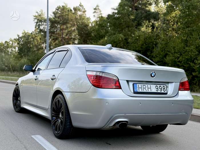 BMW 520, 2.0 l., Седан