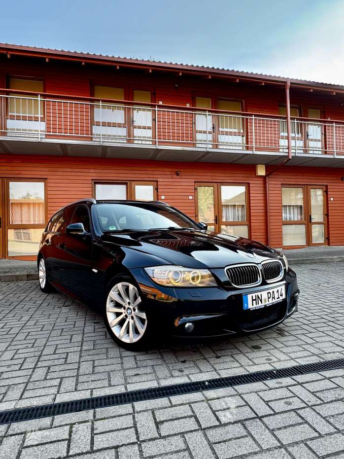 BMW 320, 2.0 l., wagon