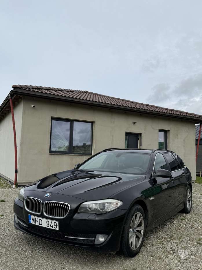 BMW 520, 2.0 l., universalas