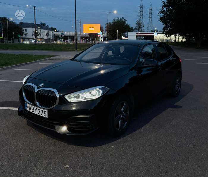 BMW 116, 1.5 l., hatchback