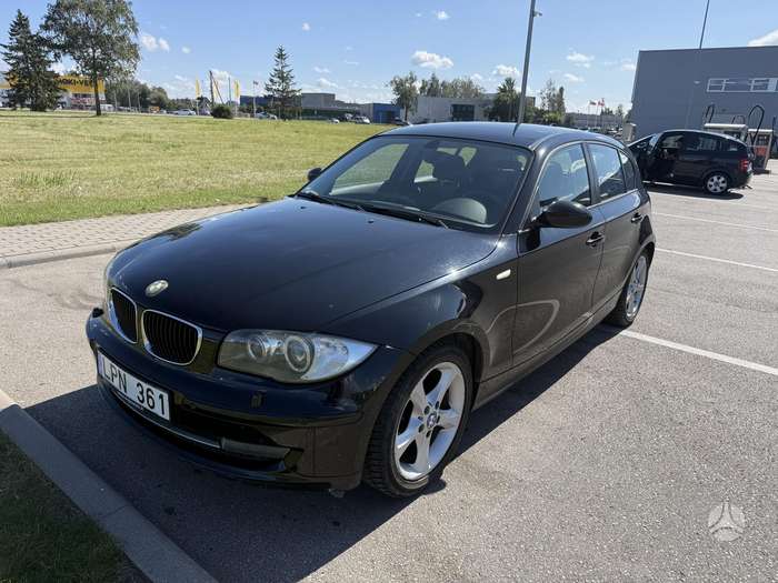 BMW 120, 2.0 l., Хэтчбек