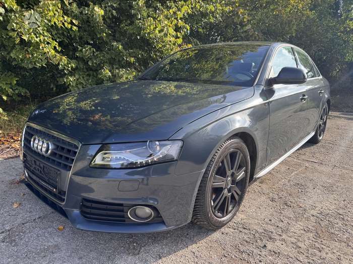 Audi A4, 2.7 l., Седан