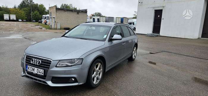 Audi A4, 1.8 l., Универсал