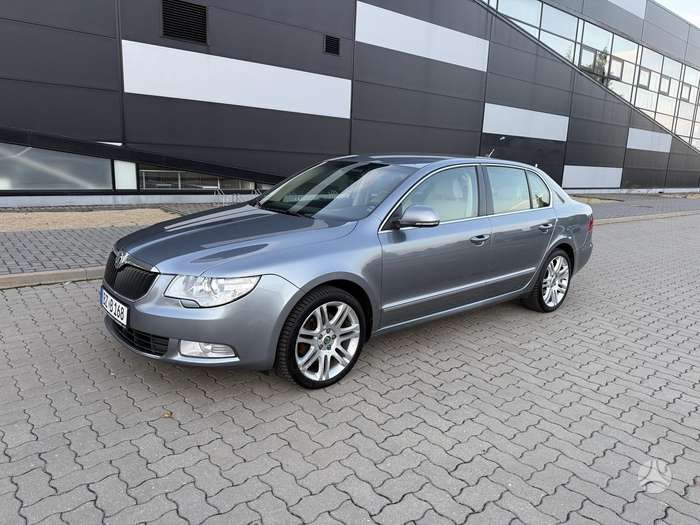 Skoda Superb, 1.8 l., hatchback
