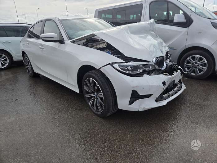 BMW 320, 2.0 l., Седан