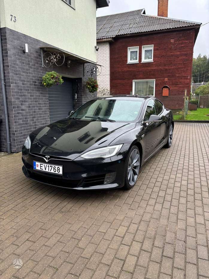 Tesla Model S, 85 кВт·ч, Седан