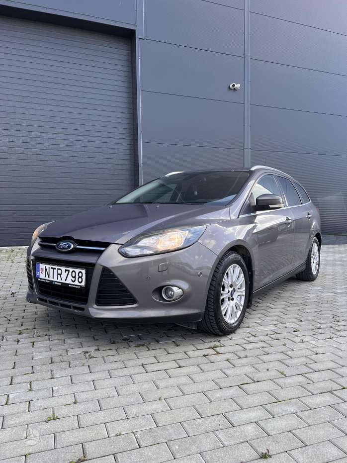 Ford Focus, Универсал