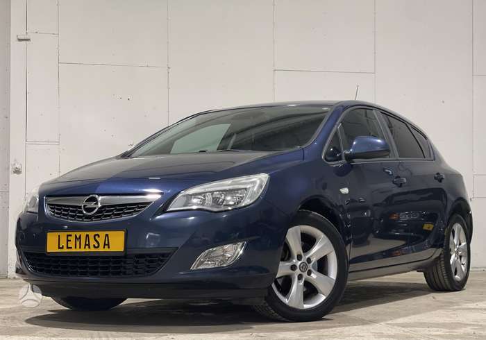 Opel Astra, 1.7 l., hatchback