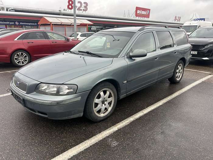 Volvo V70, 2.4 l., wagon