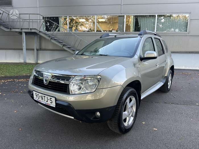 Dacia Duster, 1.6 l., Внедорожник / Кроссовер