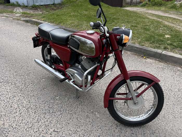 Jawa 350 350cc, street / classic