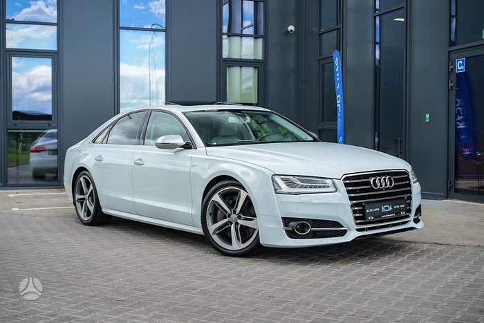 Audi S8, 4.0 l., Седан