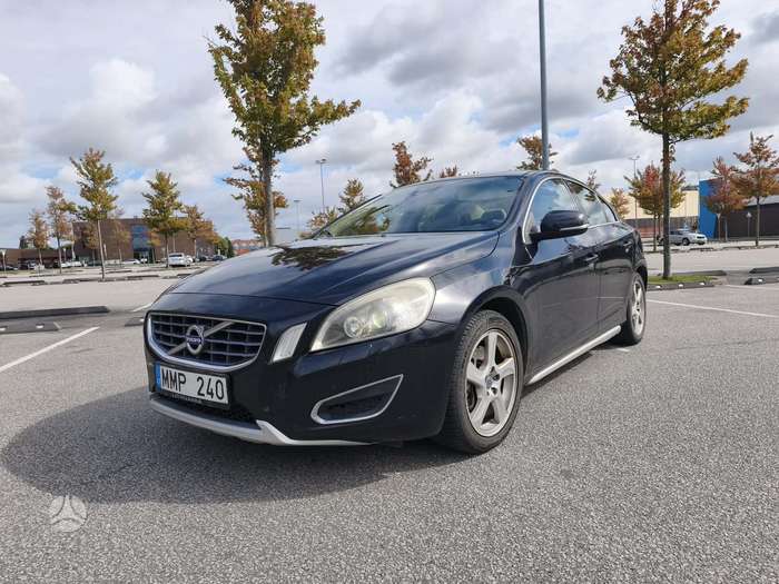 Volvo S60, 2.4 l., Седан