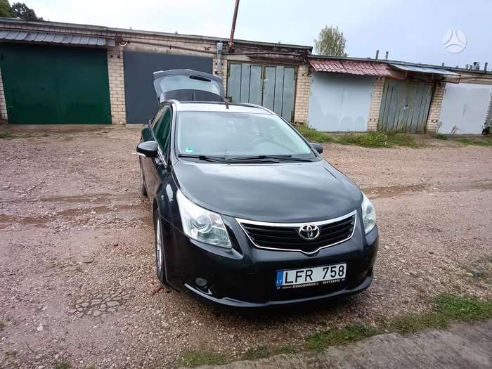 Toyota Avensis, 2.0 l., Универсал