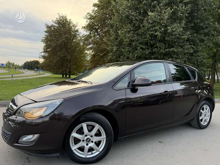 Opel Astra, 1.7 l., hatchback