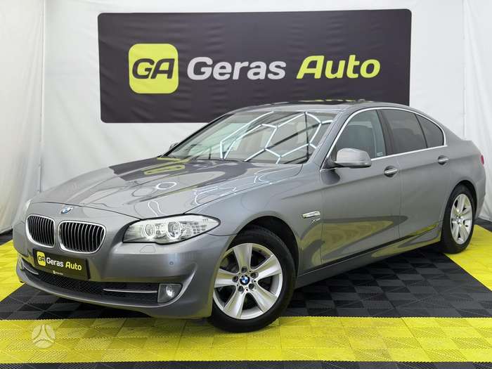 BMW 528, 2.0 l., saloon / sedan