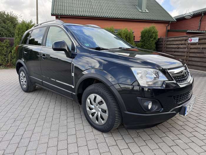 Opel Antara, 2.2 l., off-road / crossover
