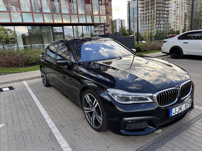 BMW 730, 3.0 l., limousine