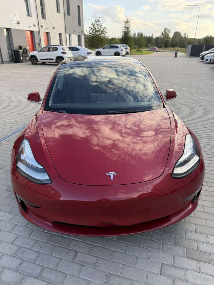Tesla Model 3, 75 kWh, saloon / sedan